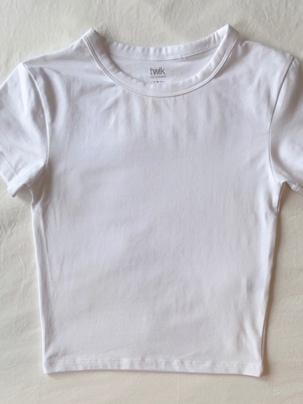White baby tee - xs